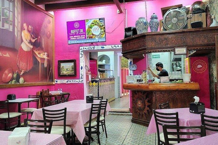 プエブラの伝説の味を巡る美食ツアー