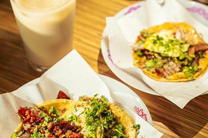 プエブラの伝説の味を巡る美食ツアー