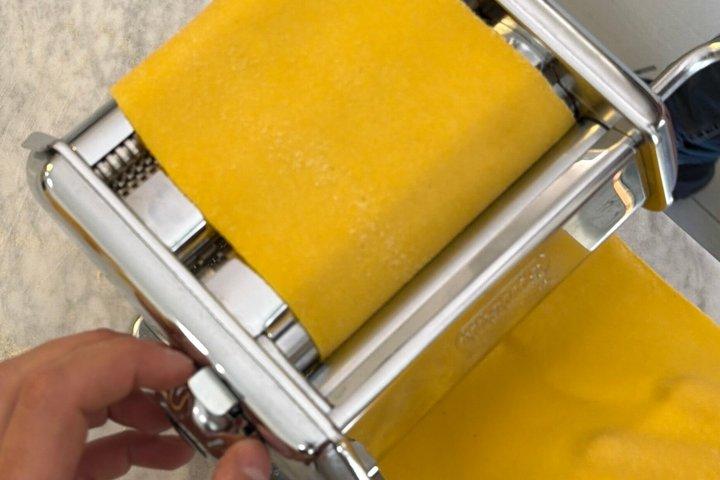Classe di pasta e tiramisù kosher con spritz di Trastevere