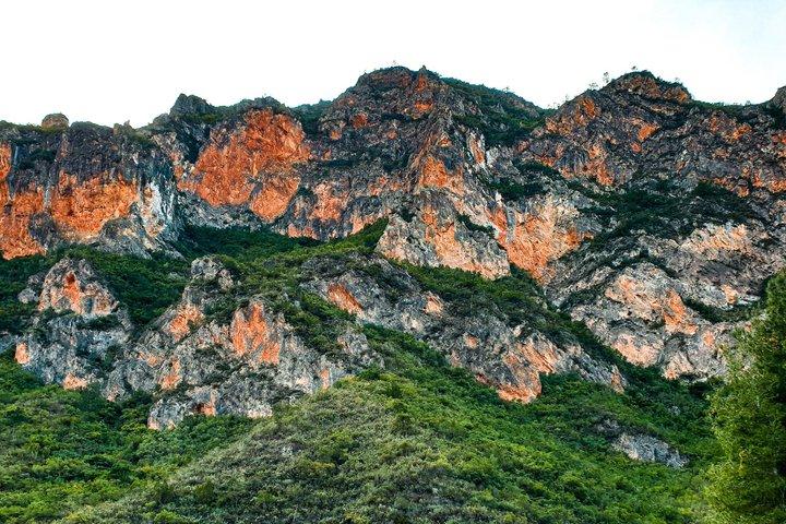 Excursión de medio día a las cascadas Akchour o el puente de Dios desde Chefchaouen