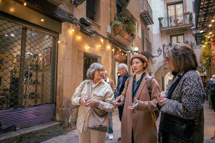 パリのプライベート歴史散歩：ルクセンブルク庭園へのノートルダム寺院