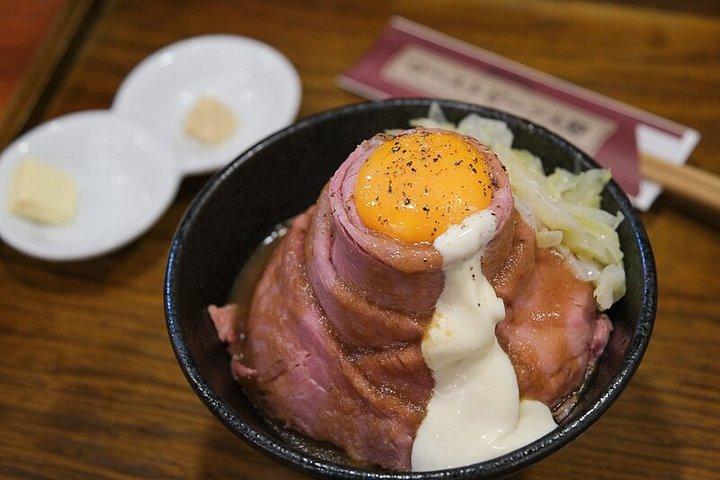 プライベート東京アニメツアー：秋葉原、中野ブロードウェイ＆お台場