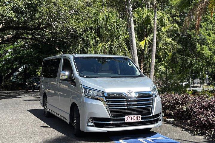 Australia Zoo Private Group Tour from Brisbane
