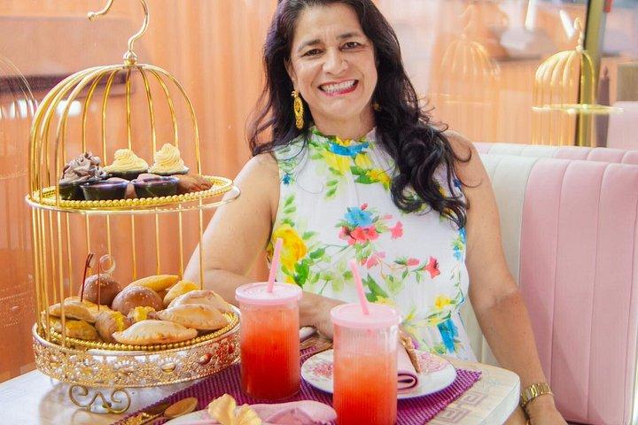 Unique City Tour with Rum and Chocolate Tasting