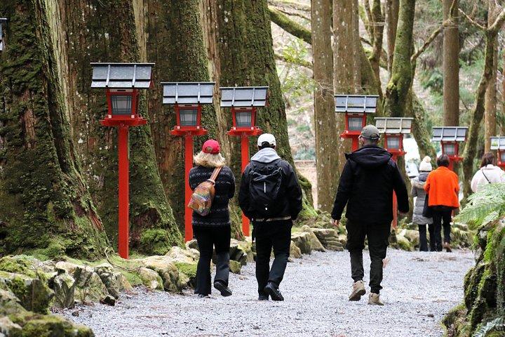 京都プライベートハイキングツアー：鞍馬・貴船の古代軌跡
