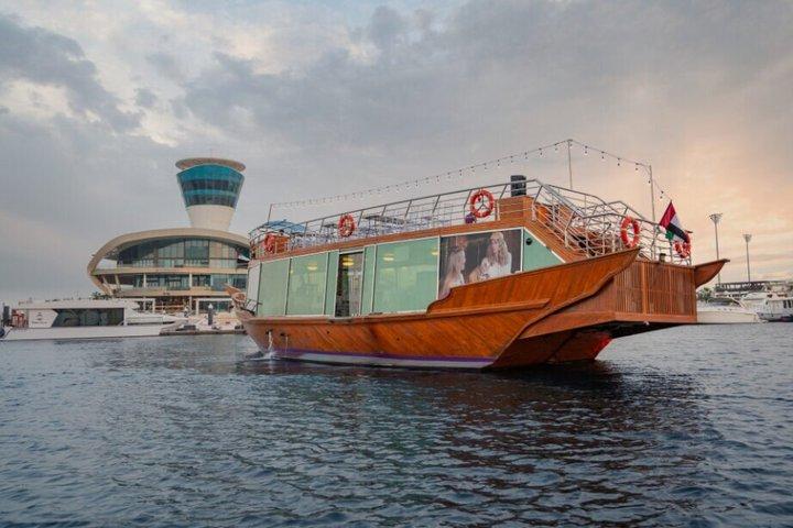 Abu Dhabi: Yas Island Sightseeing Dhow Cruise