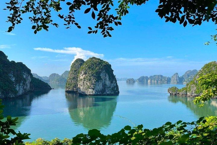 Hanoi: Bai Tu Long Bay Scenic Day Cruise til skjulte landskaber