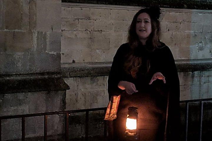 I sentieri infestati di Bath a Ghost Walk Through History