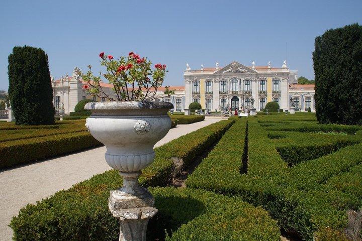 Sintra: Queluz Palace Guided Tour and Tickets