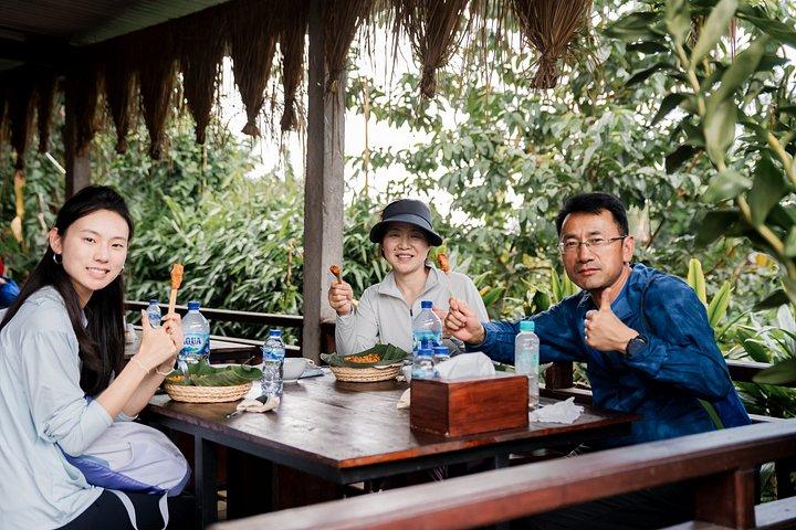 ムンドゥク：ツインレイク・トレック、カヌー＆隠れた滝、オールインクルーシブ