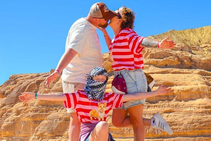 シャーム・エル・シェイク・ジープサファリ～ブルーホール＆ダハブ・キャニオン・アドベンチャー