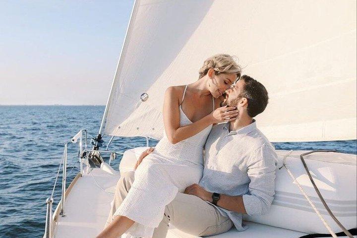 SAILING BOAT 地元のおいしい味を味わう旅