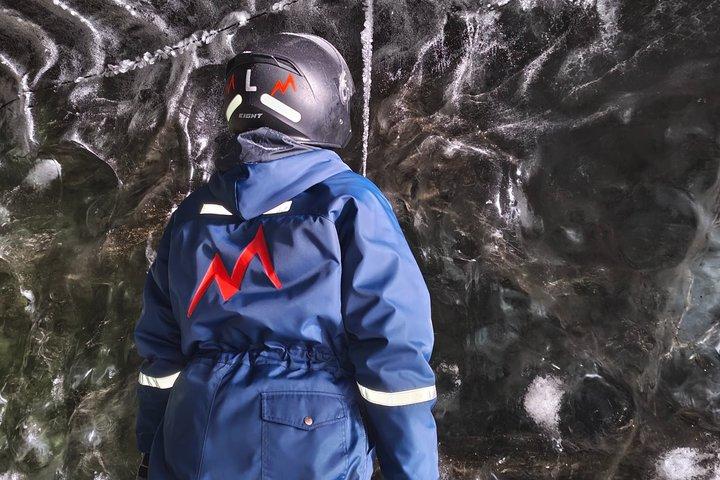 Gullfoss: Langjokull Glacier Ice Cave og Snowmobile guidet tur