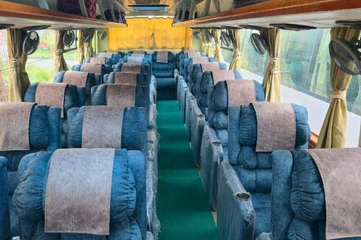 VIP Divano Bus Turistico da Pokhara a Kathmandu