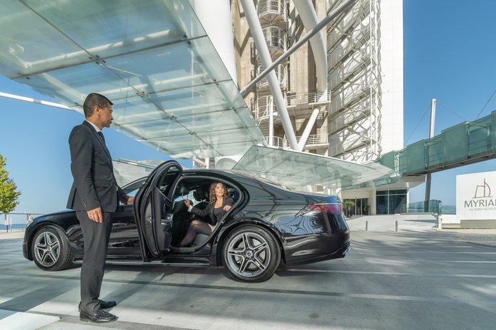 リスボン空港からセトゥーバルまたはセシンブラへのプライベート片道送迎