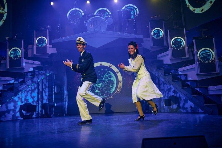 Wintergarten Variety AHOI - Swing*Dinner*Acrobatics - Show Ticket