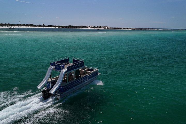 シェル島へのダブルデッカースライドボートレンタル