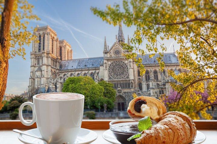 Private Cultural Culinary & Wine tour in Paris: Foodie's Paradise