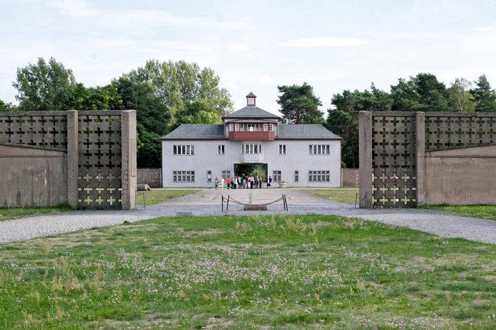 Visite privée de la rive : Camp de concentration de Berlin et Sachsenhausen