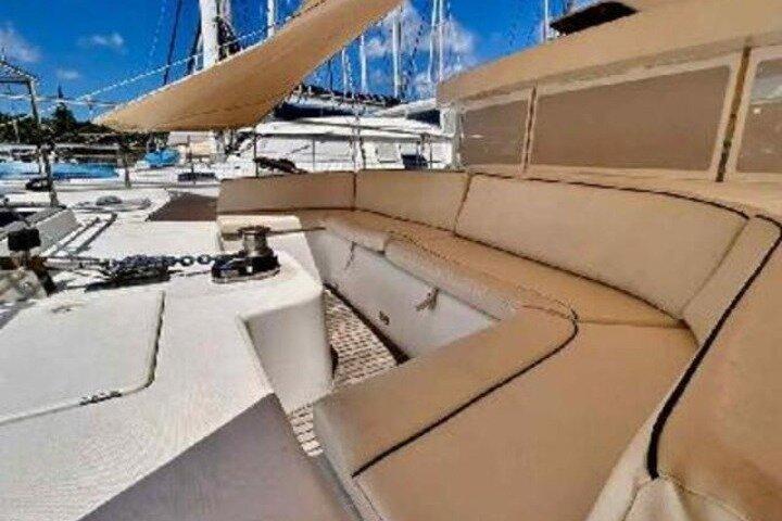 Papeete: Excursão de um dia a Moorea em catamarã de luxo