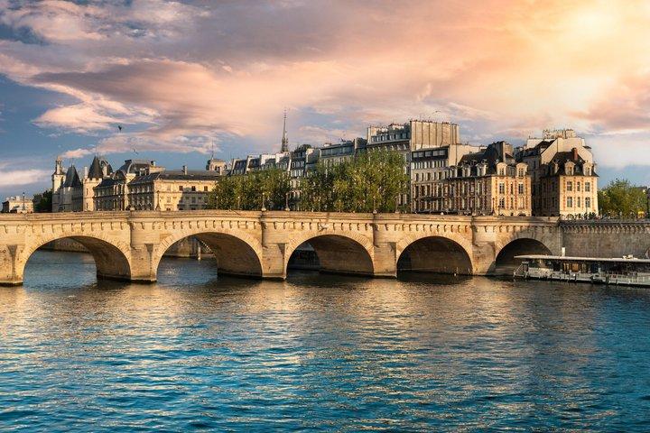 Spectaculaire Paris Private Walking Tour : Medieval Landmarks