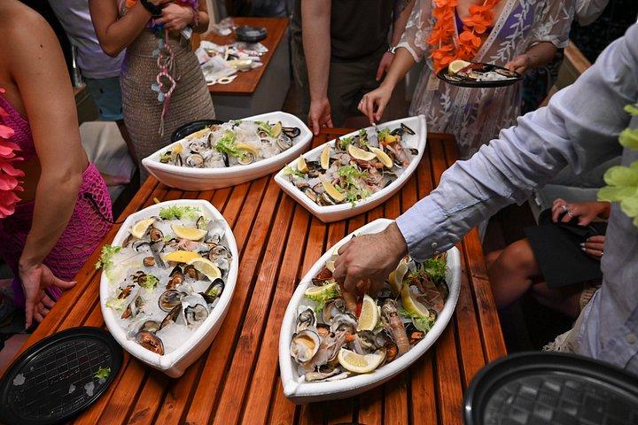 4h boat excursion between Monopoli and Polignano with lunch