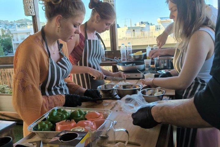 Kochkurs & Abendessen im Dachgarten in Athen