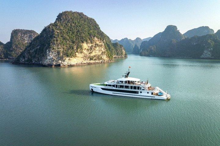 Hanoi : Panoramafahrt Ha Long & Lan Ha Bay, Kajak, Jacuzzi