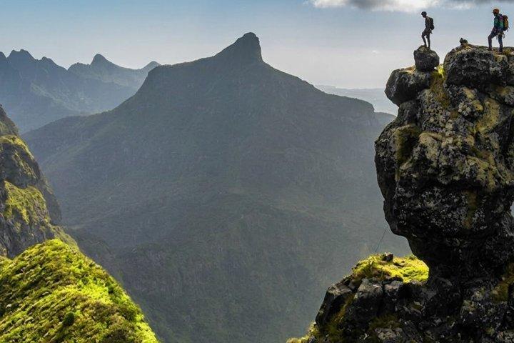 Pieter Both Mountain Hike in Mauritius Small Group Guided Trek
