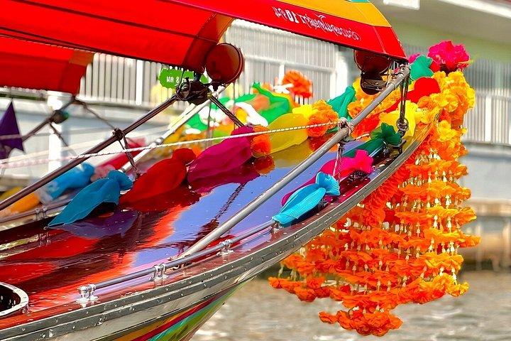 ロングテールで行くバンコク運河2時間ツアー大仏とローカルライフ