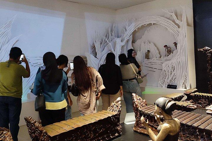 Yogyakarta Multiday Private Program for Senior and Slow Travelers