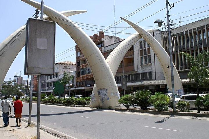 Elky Halve dag Mombasa City