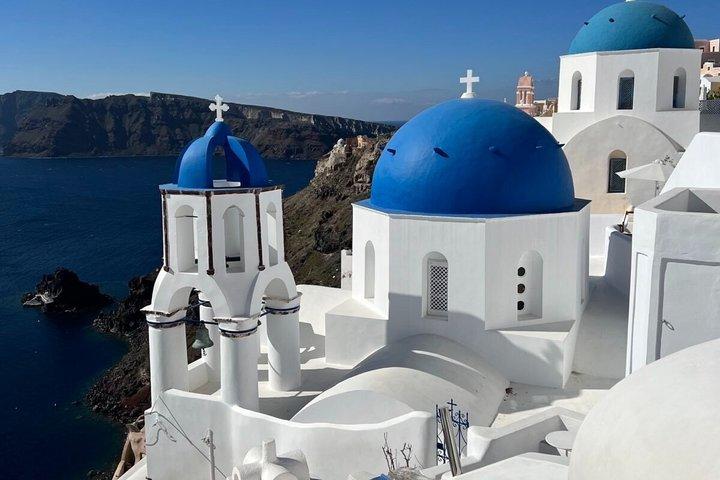 Santorin : Location de voiture privée et chauffeur avec itinéraire flexible