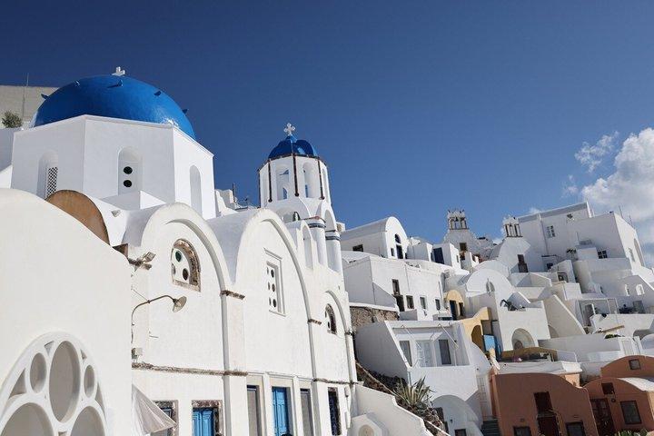 Santorin : Location de voiture privée et chauffeur avec itinéraire flexible