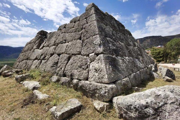 Nafplio Pyramid Slotte og hemmelige seværdigheder i Argolis