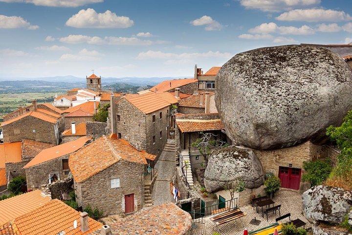 Privat 3-dagars rundtur i Óbidos, Tomar, Serra da Estrela och Monsanto