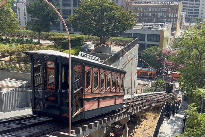 LAウォーキングツアー：オルベラ通り、ユニオン駅、グランドマーケット