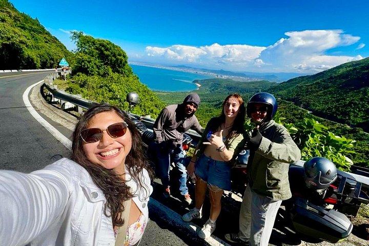 ダナン/ホイアン/フエからハイバン峠経由で簡単なライダーバイクツアー