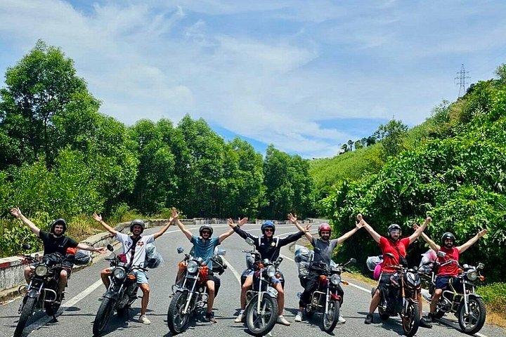 ダナン/ホイアン/フエからハイバン峠経由で簡単なライダーバイクツアー