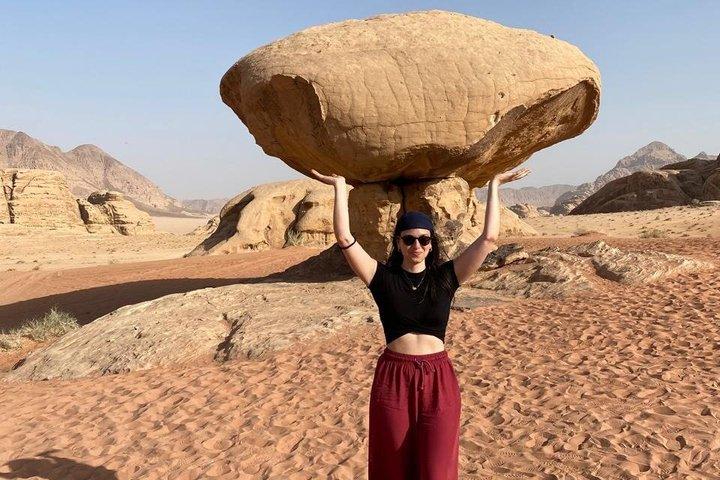 Excursão de 4 dias em Jordânia: Amã, Petra, Wadi Rum e Mar Morto