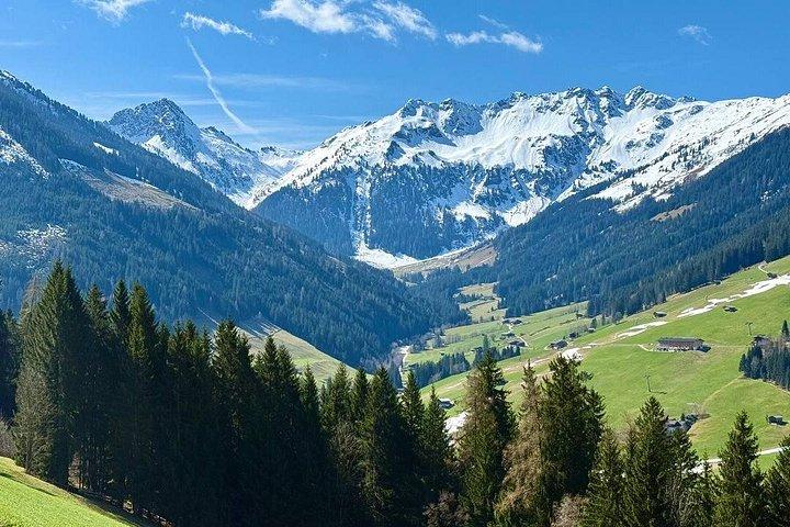 オーストリアアルプスとトラッツベルク城の隠れた名所