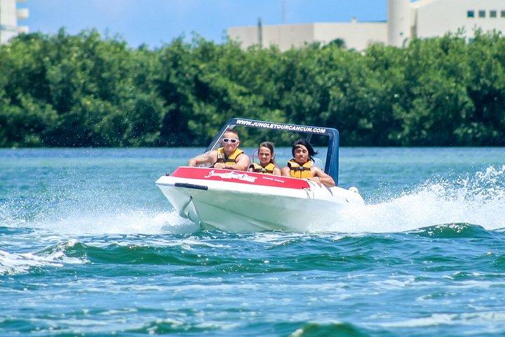 Cancun speedbåd og snorkel tur: delt speedbåd