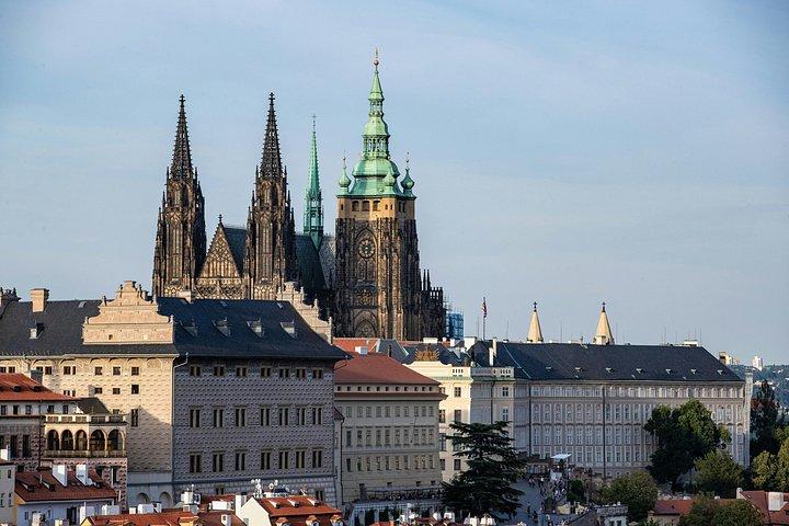 Prag Panoramic Cruise på floden Vltava + eBook