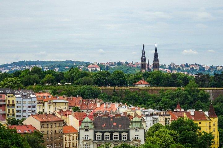 Prag Panoramic Cruise på floden Vltava + eBook