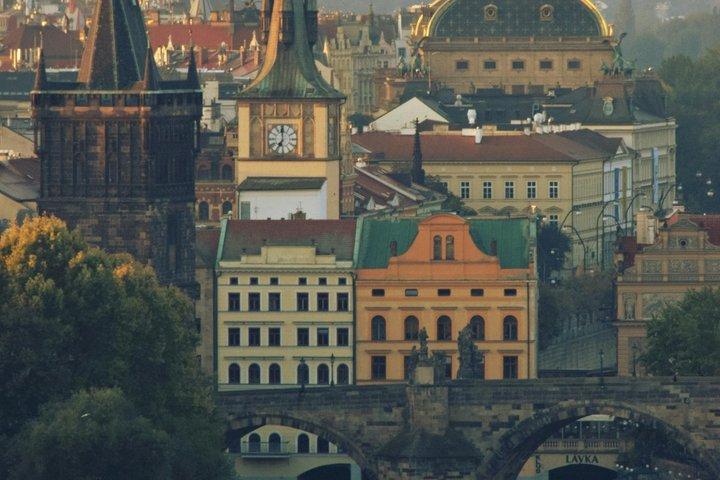 Prag Panoramic Cruise på floden Vltava + eBook