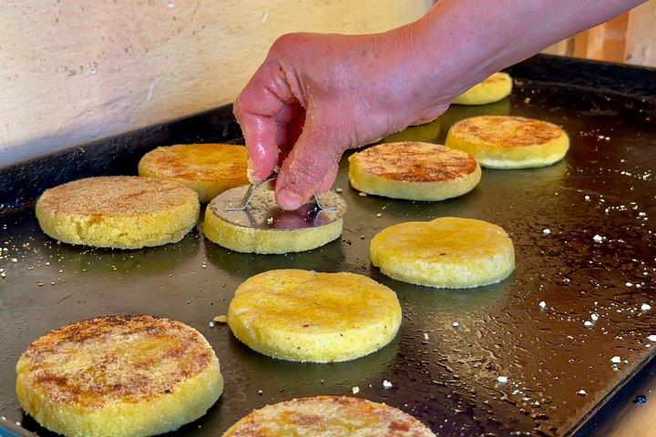 ラバトでムセメンとハルチャアムルーを作り、地元の家族とお茶を