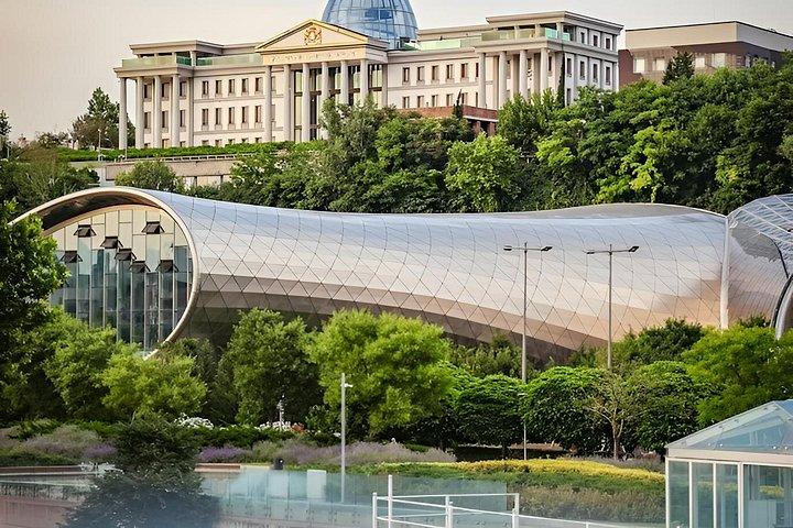 プライベートトビリシ市内ハイライトツアー-旧市街＆観光名所