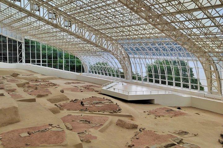 ゴルバク要塞と鉄門渓谷（ボート乗船）