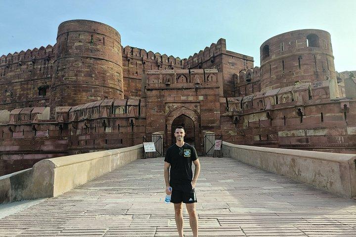 タージマハル日の出と日没：デリー発アグラ泊旅行