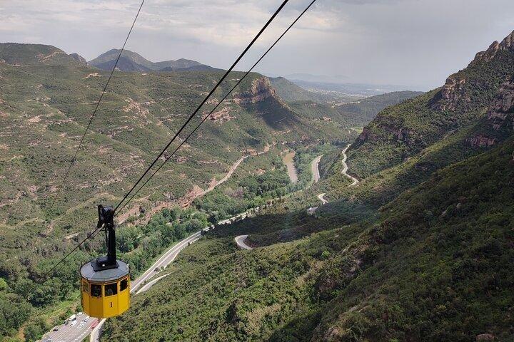 モンセラートのケーブルカーとトップ鉄道のプライベートツアー